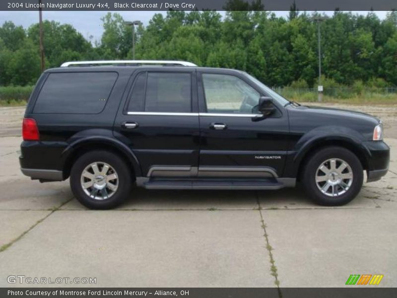 Black Clearcoat / Dove Grey 2004 Lincoln Navigator Luxury 4x4