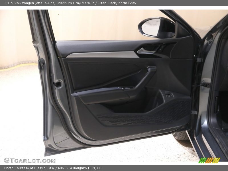 Platinum Gray Metallic / Titan Black/Storm Gray 2019 Volkswagen Jetta R-Line