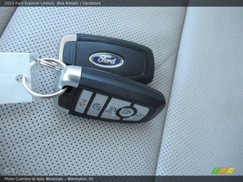 Blue Metallic / Sandstone 2020 Ford Explorer Limited