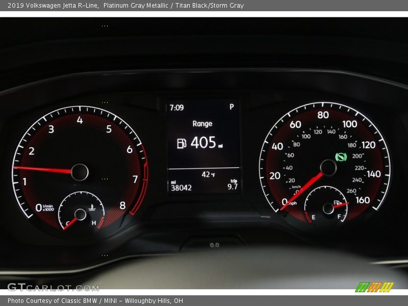 Platinum Gray Metallic / Titan Black/Storm Gray 2019 Volkswagen Jetta R-Line