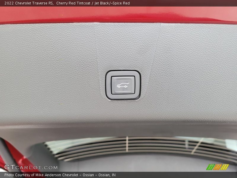 Cherry Red Tintcoat / Jet Black/­Spice Red 2022 Chevrolet Traverse RS