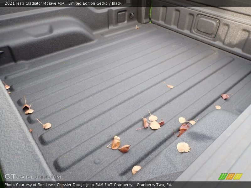 Limited Edition Gecko / Black 2021 Jeep Gladiator Mojave 4x4