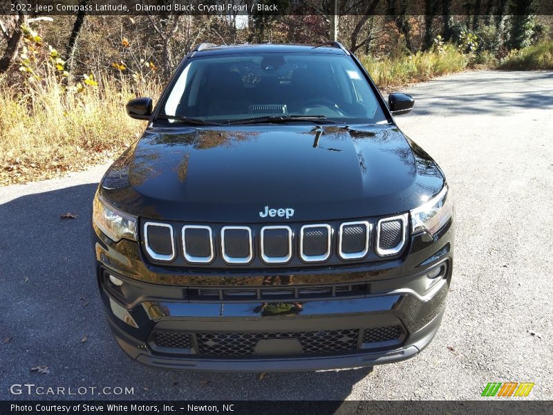 Diamond Black Crystal Pearl / Black 2022 Jeep Compass Latitude