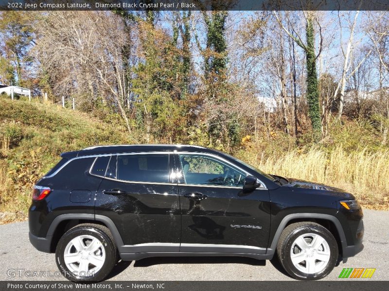 Diamond Black Crystal Pearl / Black 2022 Jeep Compass Latitude