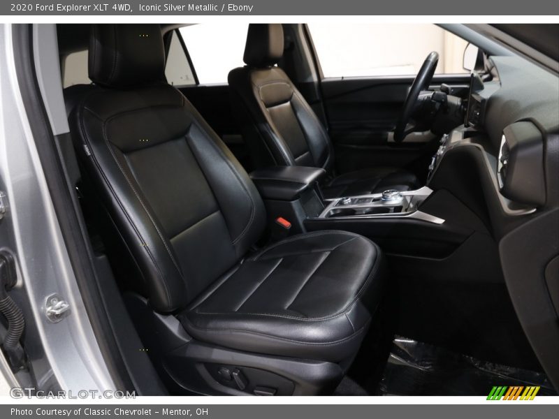 Iconic Silver Metallic / Ebony 2020 Ford Explorer XLT 4WD