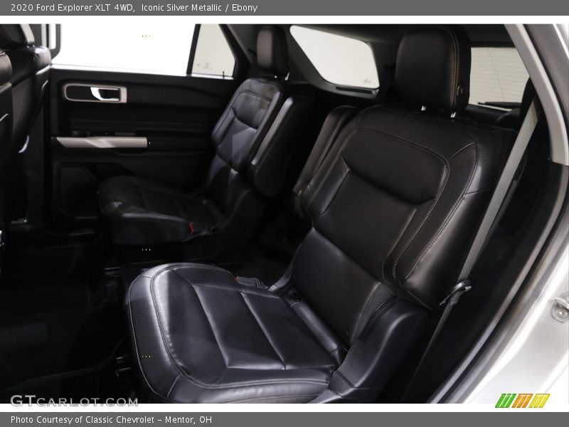 Iconic Silver Metallic / Ebony 2020 Ford Explorer XLT 4WD