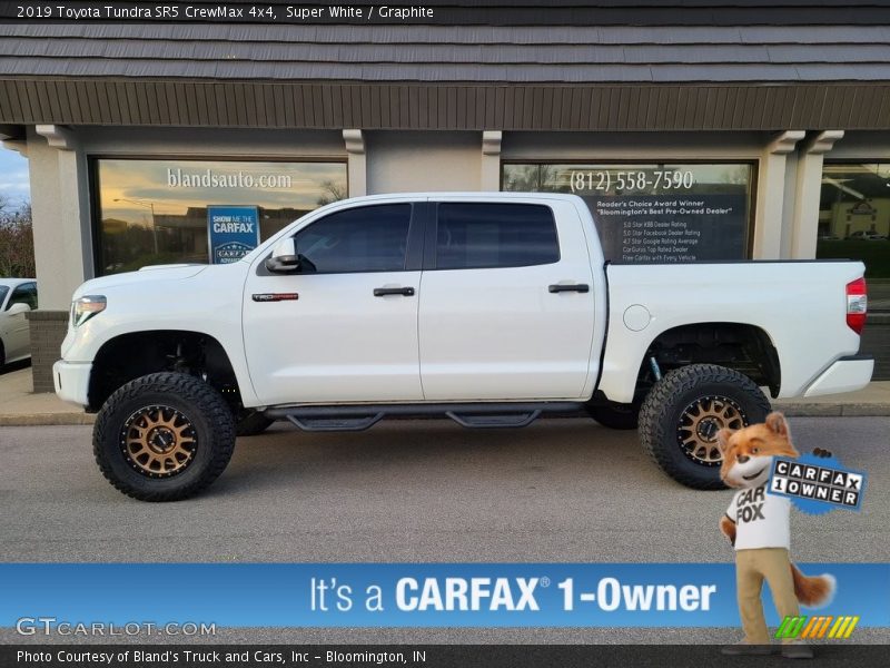 Super White / Graphite 2019 Toyota Tundra SR5 CrewMax 4x4