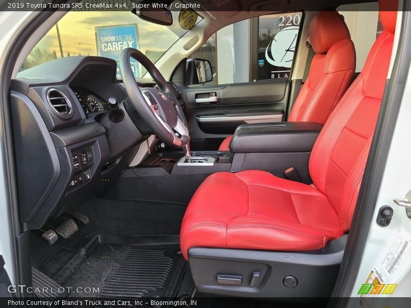 Super White / Graphite 2019 Toyota Tundra SR5 CrewMax 4x4