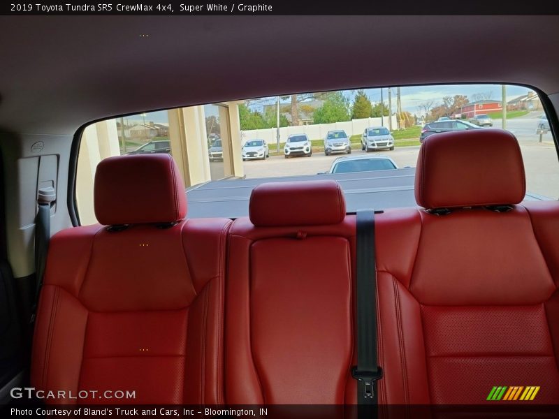Super White / Graphite 2019 Toyota Tundra SR5 CrewMax 4x4