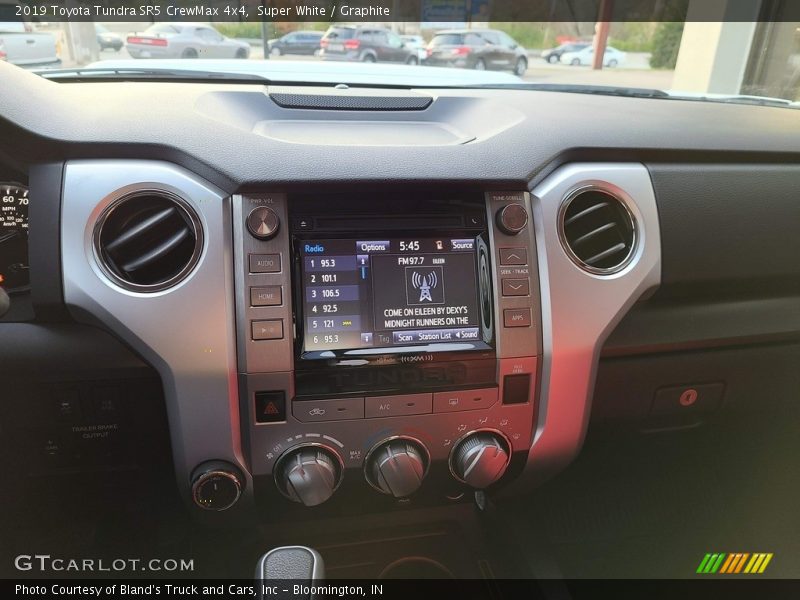 Super White / Graphite 2019 Toyota Tundra SR5 CrewMax 4x4
