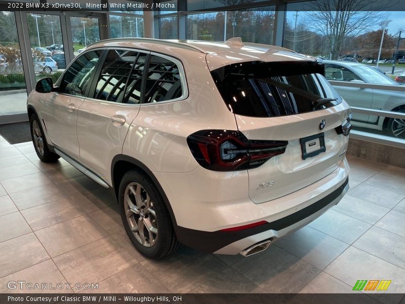Mineral White Metallic / Mocha 2022 BMW X3 xDrive30i