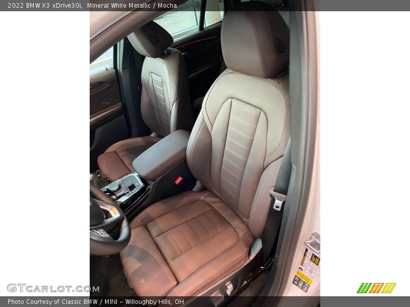 Mineral White Metallic / Mocha 2022 BMW X3 xDrive30i