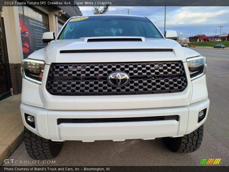 Super White / Graphite 2019 Toyota Tundra SR5 CrewMax 4x4