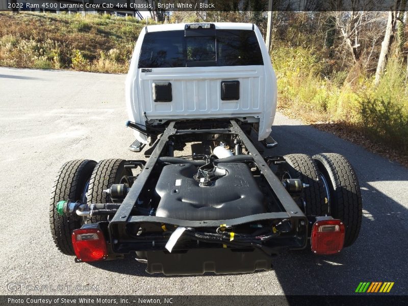 Bright White / Black 2022 Ram 4500 Laramie Crew Cab 4x4 Chassis