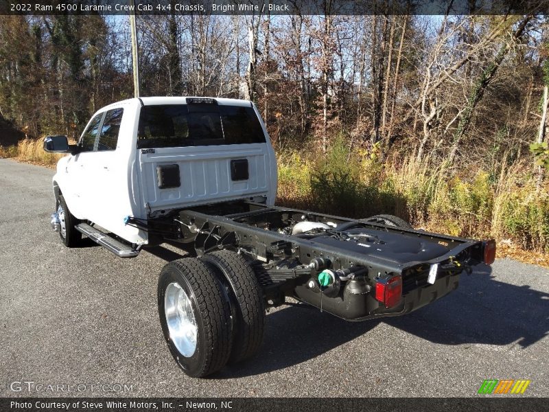 Bright White / Black 2022 Ram 4500 Laramie Crew Cab 4x4 Chassis