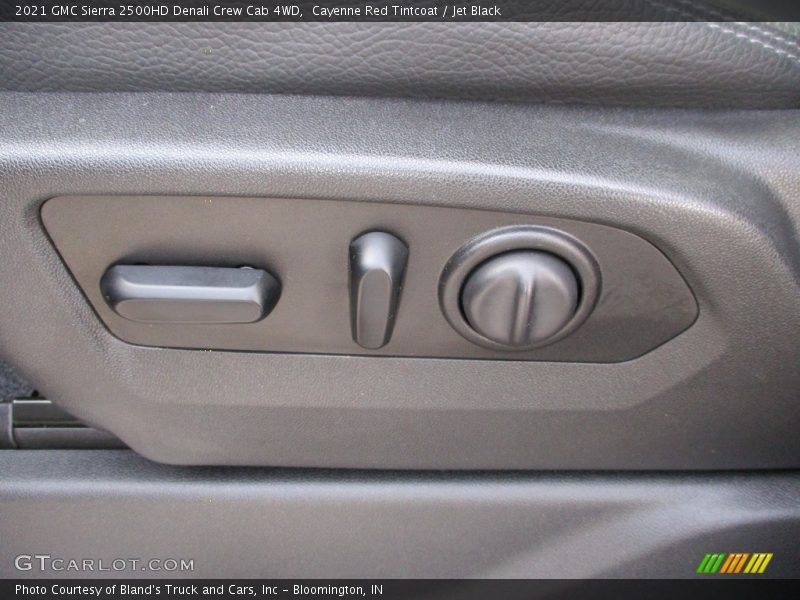 Cayenne Red Tintcoat / Jet Black 2021 GMC Sierra 2500HD Denali Crew Cab 4WD