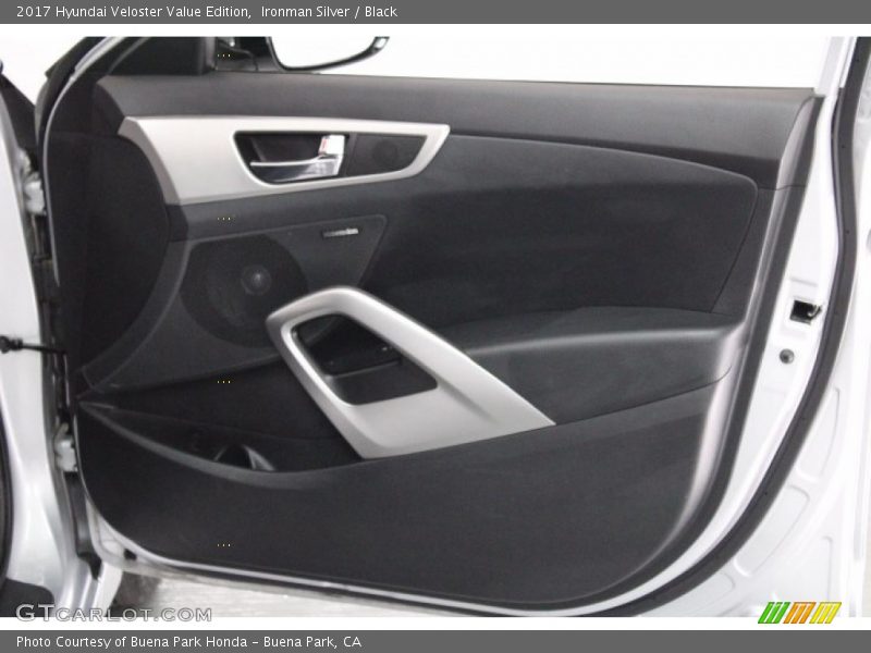 Ironman Silver / Black 2017 Hyundai Veloster Value Edition