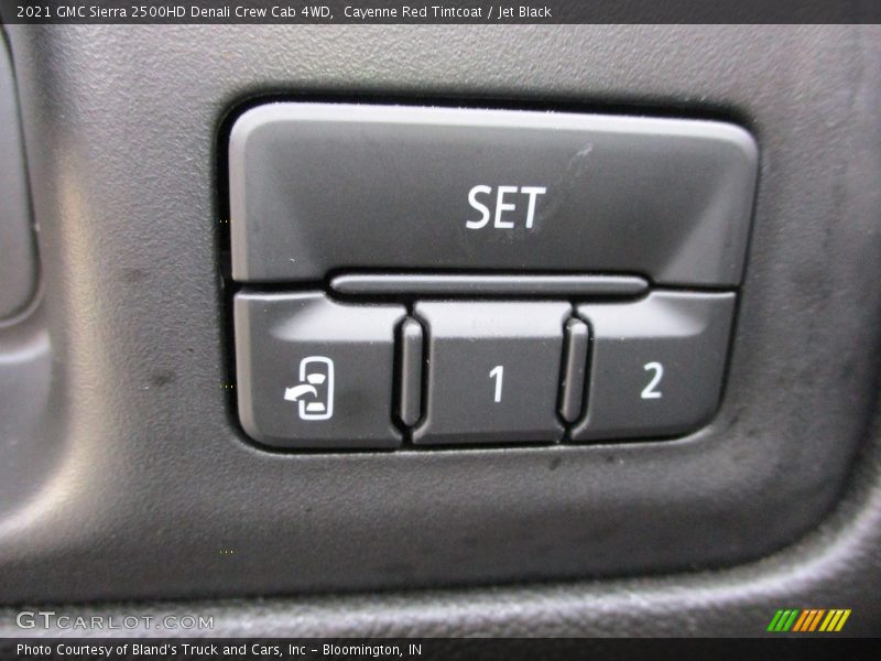 Cayenne Red Tintcoat / Jet Black 2021 GMC Sierra 2500HD Denali Crew Cab 4WD