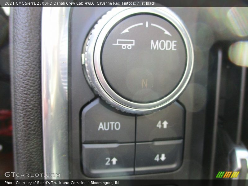 Cayenne Red Tintcoat / Jet Black 2021 GMC Sierra 2500HD Denali Crew Cab 4WD