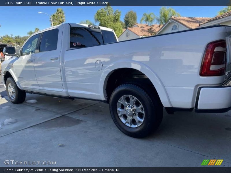 Bright White / Black 2019 Ram 3500 Laramie Crew Cab 4x4