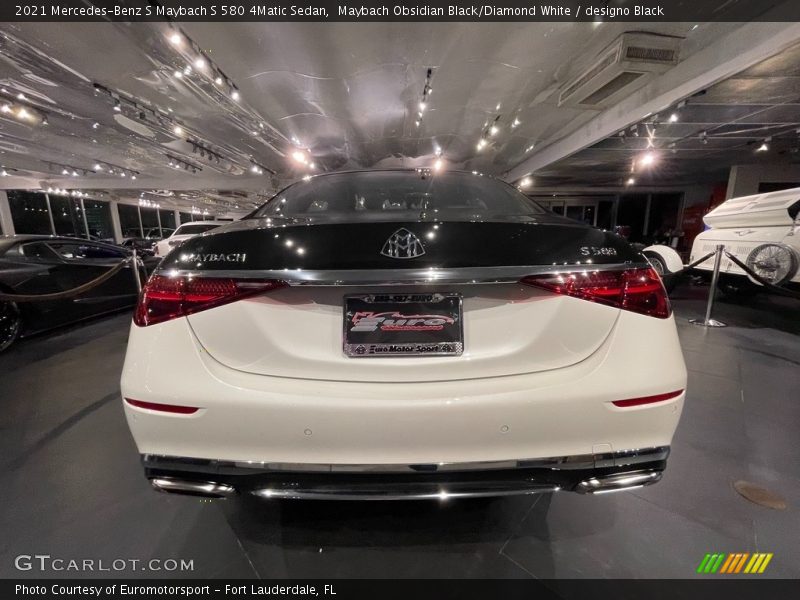 Maybach Obsidian Black/Diamond White / designo Black 2021 Mercedes-Benz S Maybach S 580 4Matic Sedan
