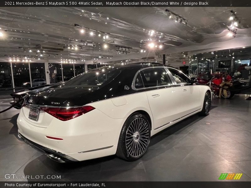 Maybach Obsidian Black/Diamond White / designo Black 2021 Mercedes-Benz S Maybach S 580 4Matic Sedan