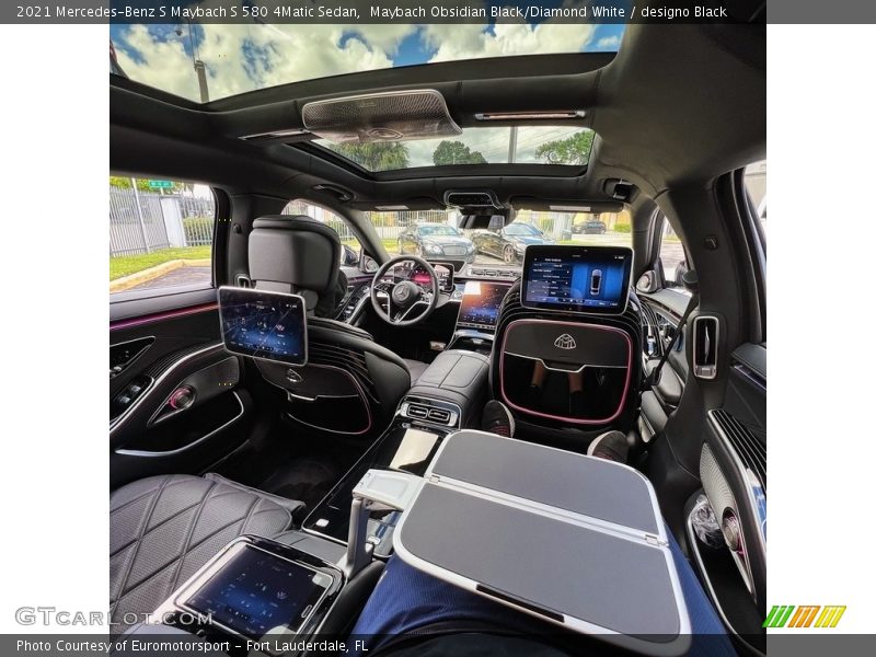 Maybach Obsidian Black/Diamond White / designo Black 2021 Mercedes-Benz S Maybach S 580 4Matic Sedan