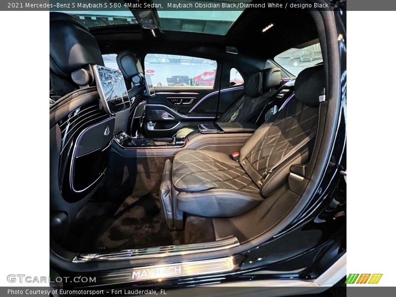 Maybach Obsidian Black/Diamond White / designo Black 2021 Mercedes-Benz S Maybach S 580 4Matic Sedan