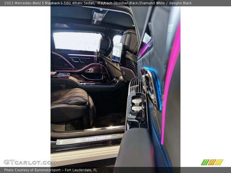 Maybach Obsidian Black/Diamond White / designo Black 2021 Mercedes-Benz S Maybach S 580 4Matic Sedan
