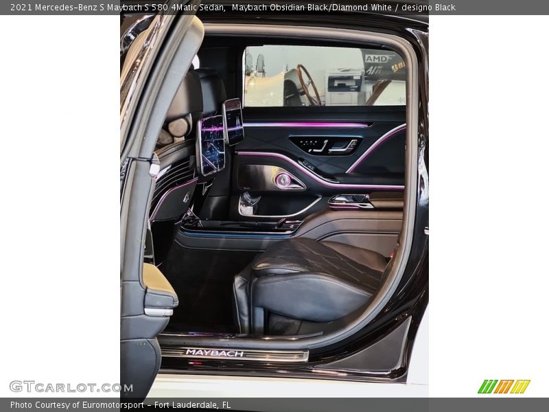 Maybach Obsidian Black/Diamond White / designo Black 2021 Mercedes-Benz S Maybach S 580 4Matic Sedan