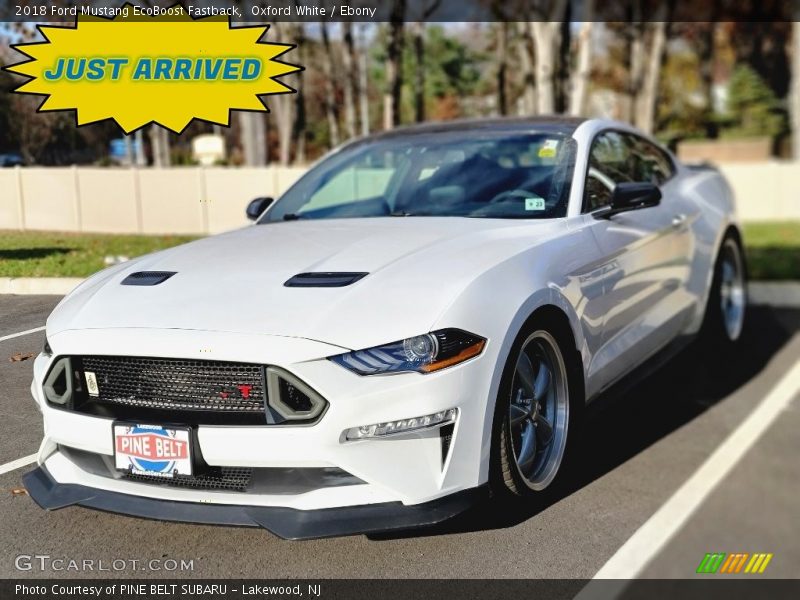 Oxford White / Ebony 2018 Ford Mustang EcoBoost Fastback