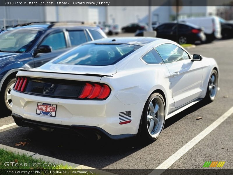 Oxford White / Ebony 2018 Ford Mustang EcoBoost Fastback