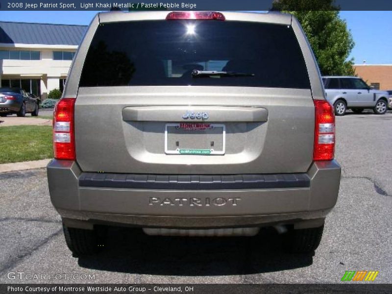 Light Khaki Metallic / Pastel Pebble Beige 2008 Jeep Patriot Sport