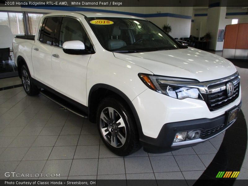 White Diamond Pearl / Beige 2018 Honda Ridgeline RTL-E AWD