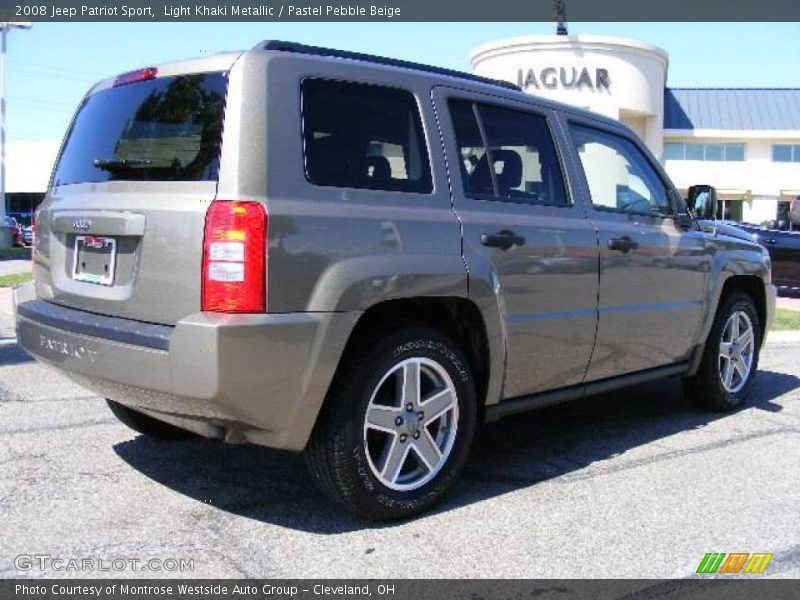 Light Khaki Metallic / Pastel Pebble Beige 2008 Jeep Patriot Sport