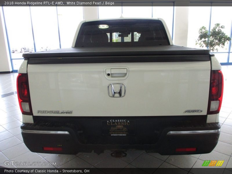 White Diamond Pearl / Beige 2018 Honda Ridgeline RTL-E AWD