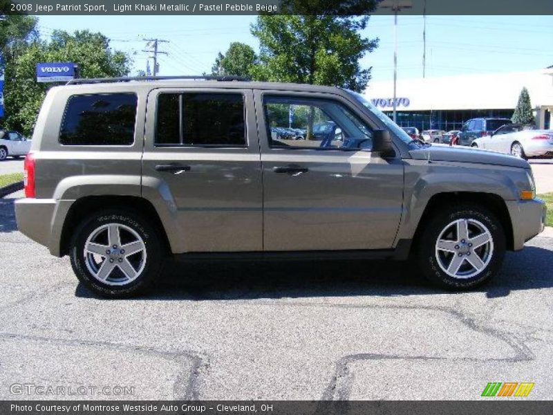 Light Khaki Metallic / Pastel Pebble Beige 2008 Jeep Patriot Sport
