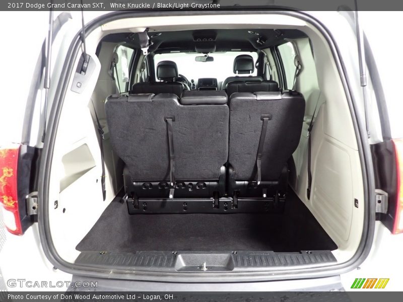 White Knuckle / Black/Light Graystone 2017 Dodge Grand Caravan SXT
