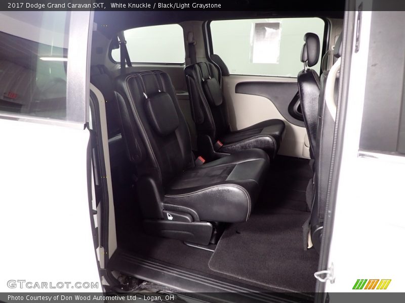 White Knuckle / Black/Light Graystone 2017 Dodge Grand Caravan SXT
