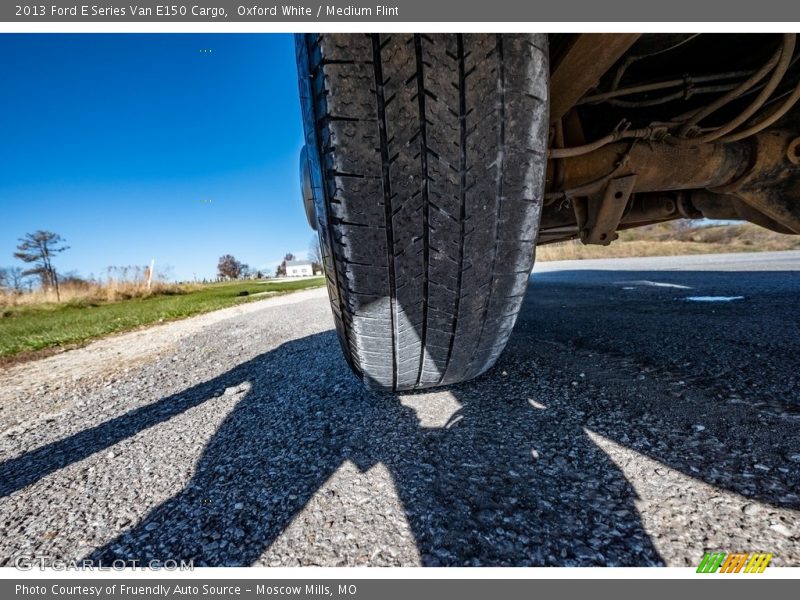 Oxford White / Medium Flint 2013 Ford E Series Van E150 Cargo