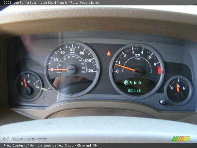 Light Khaki Metallic / Pastel Pebble Beige 2008 Jeep Patriot Sport