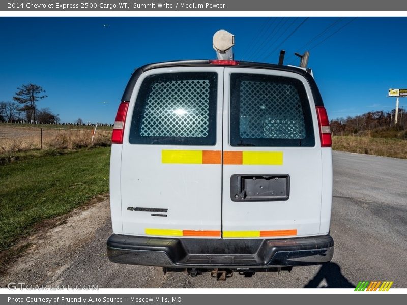 Summit White / Medium Pewter 2014 Chevrolet Express 2500 Cargo WT