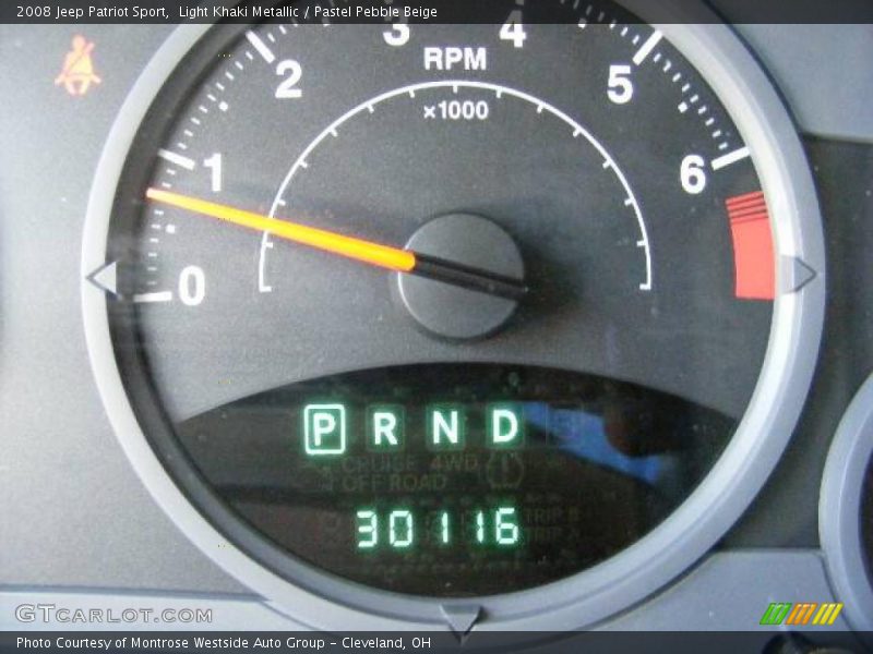 Light Khaki Metallic / Pastel Pebble Beige 2008 Jeep Patriot Sport