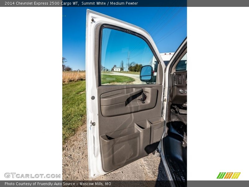 Summit White / Medium Pewter 2014 Chevrolet Express 2500 Cargo WT
