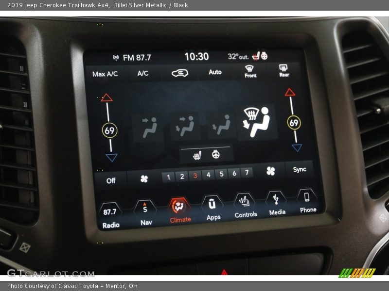 Billet Silver Metallic / Black 2019 Jeep Cherokee Trailhawk 4x4