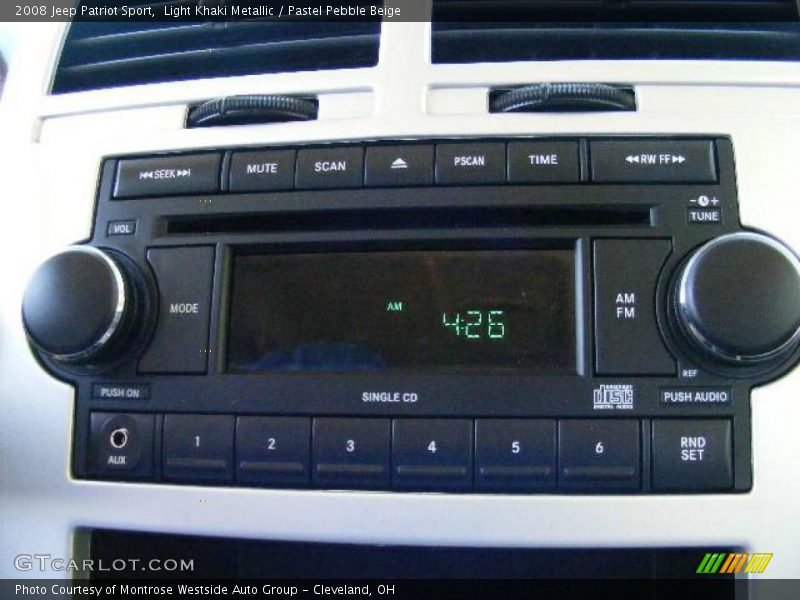Light Khaki Metallic / Pastel Pebble Beige 2008 Jeep Patriot Sport