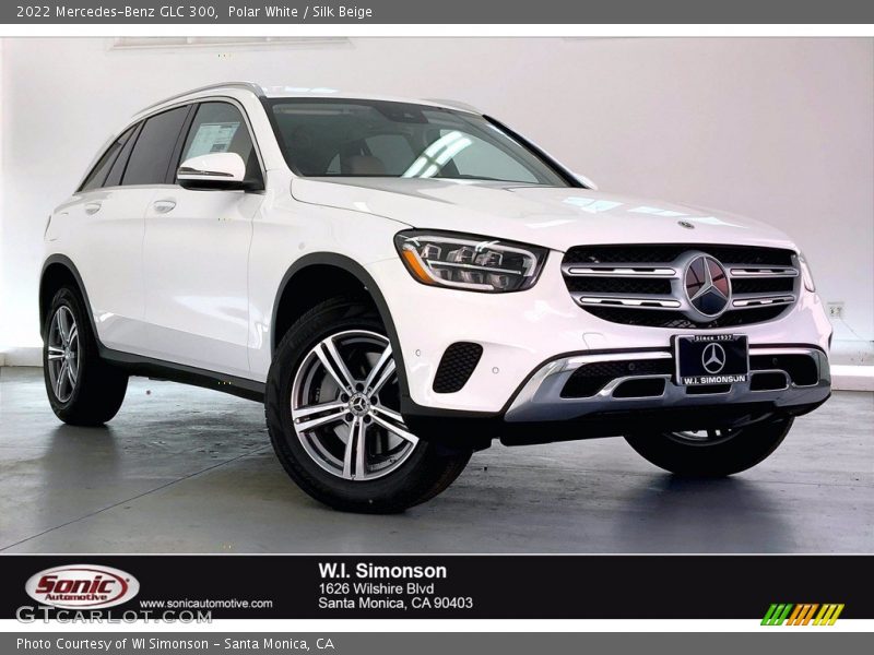 Polar White / Silk Beige 2022 Mercedes-Benz GLC 300