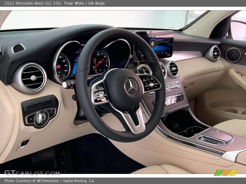 Polar White / Silk Beige 2022 Mercedes-Benz GLC 300