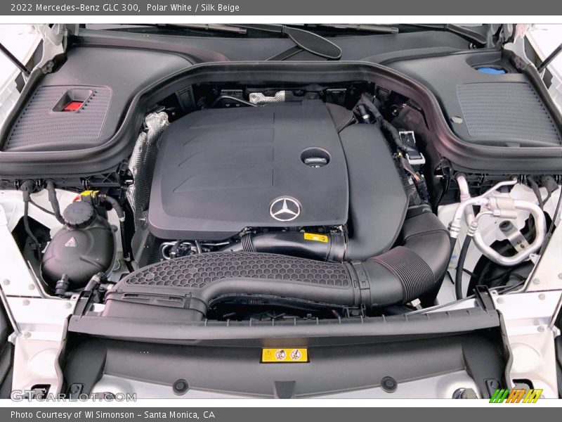 Polar White / Silk Beige 2022 Mercedes-Benz GLC 300