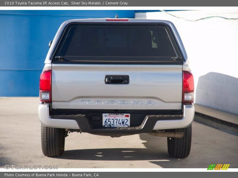 Silver Sky Metallic / Cement Gray 2019 Toyota Tacoma SR Access Cab